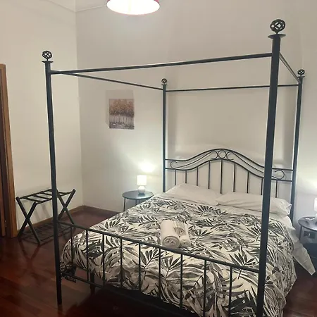 Deja-vu Apartment